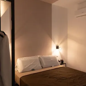 https://benincasa-rooms-napoli.hotels-amalfi.com